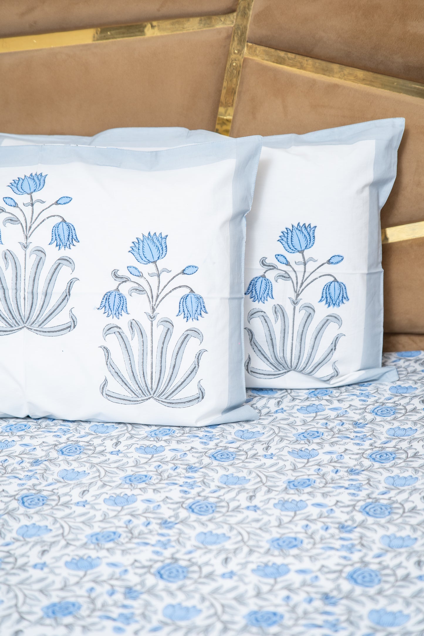 CERULEAN BLOSOOM [PARCALE BEDSHEET]