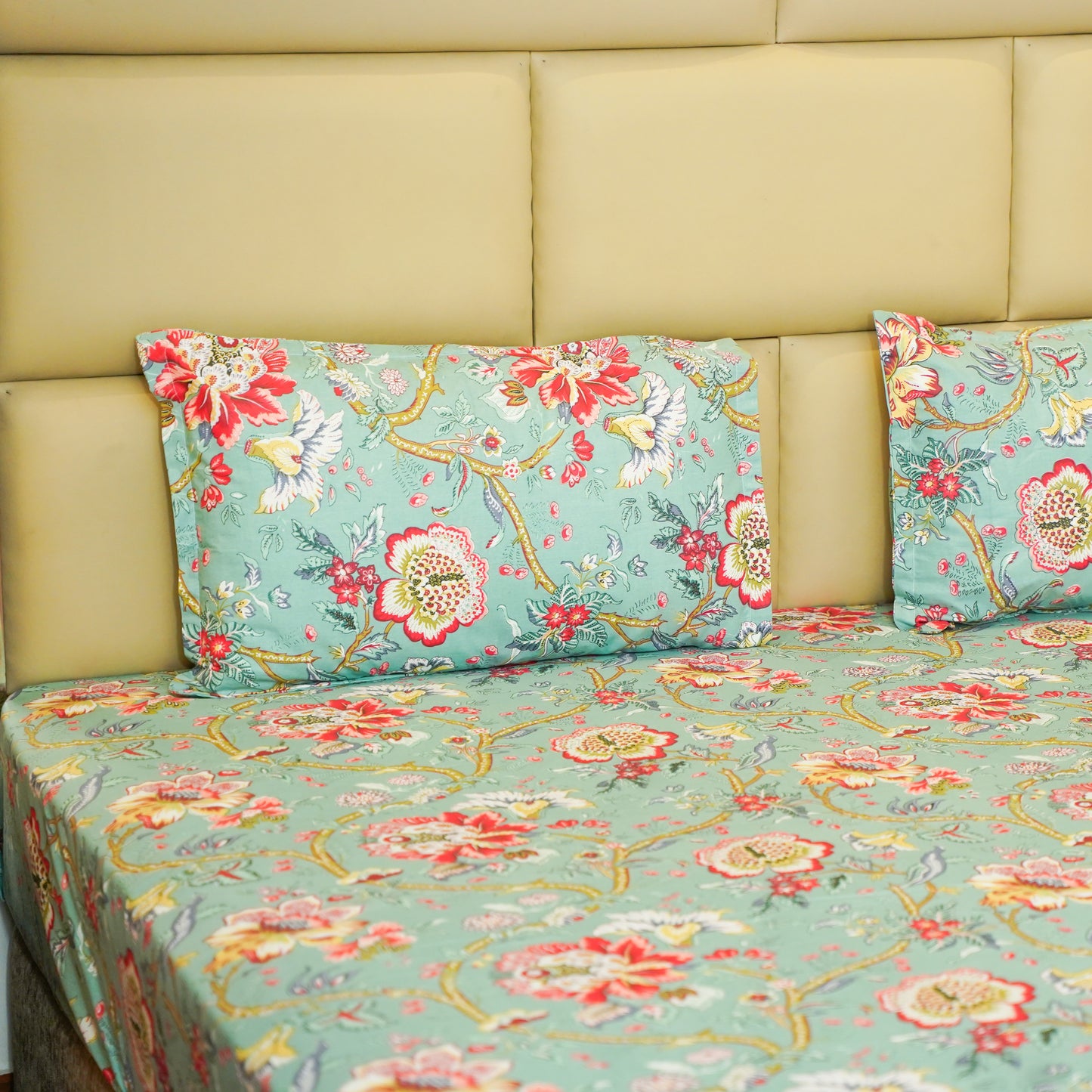 Teal Paradise